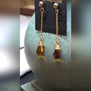 Simply Whispers Dangle Earrings New